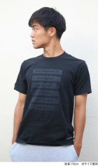 他の写真2: グランデ・エフ・ピー、Happiness！メッセージ.ボックスロゴTシャツ　ブラックｘホワイト