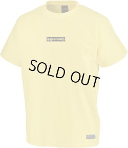 画像1: グランデ・エフ・ピー.grandefp.ワンポイントボックスロゴTシャツ　イエローｘブラック