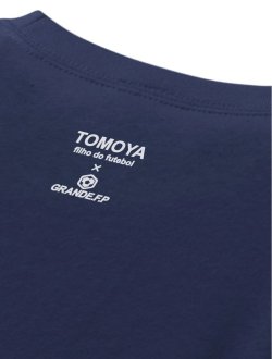 画像4: 【先行予約販売:2025年11月中旬〜下旬発売〜お届け商品 BIGサイズ対応商品】【特典:2025年11月1日.AM:11:00までにご注文に限りスペシャルプライス:¥8.900→¥8.000(税別)】TOMOYA・Mマーク.刺繍.スウェットクルー ネイビー