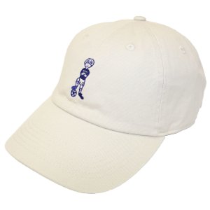 画像: GRANDE.F.P. サッカーボーイ刺繍ウォッシュドツイル．ＢＢ．キャップ　ナチュラル（生成）ｘネイビー