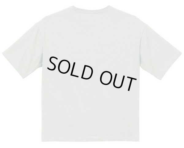 画像2: 【完全予約販売：お届け日指定不可.2025年9月下旬〜10月中旬.　お届け商品】  【BIGサイズ対応商品】ゆってぃチャンネルｘGRANDE.F.P.コラボ.ルーズフィット.半袖T　セージグリーン