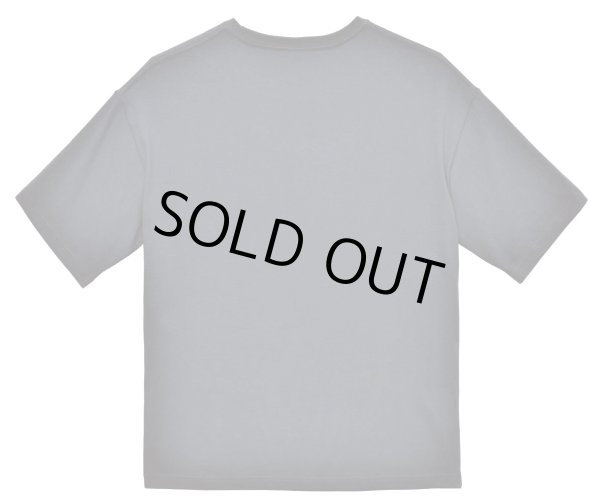 画像2: 【完全予約販売：お届け日指定不可.2025年9月下旬〜10月中旬.　お届け商品】  【BIGサイズ対応商品】ゆってぃチャンネルｘGRANDE.F.P.コラボ.ルーズフィット.半袖T　ネイビー