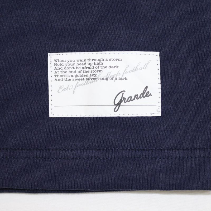 画像: GRANDE.F.P.FOOTBALLメッセージ.ボックスロゴ半袖Tシャツ　ネイビーｘホワイト